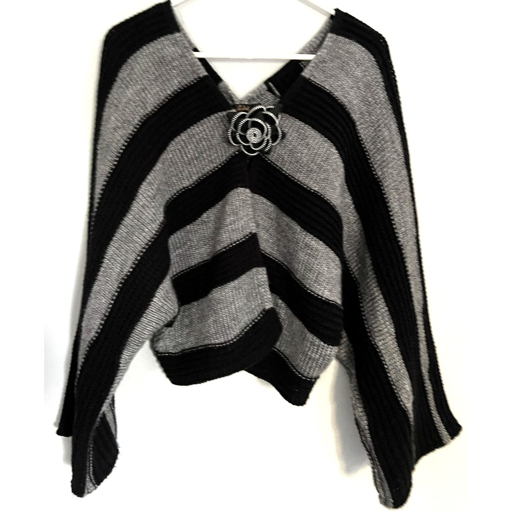 Jane & John Sweater Womens L Black Gray Striped Vneck Poncho Mohair Knit Cropped